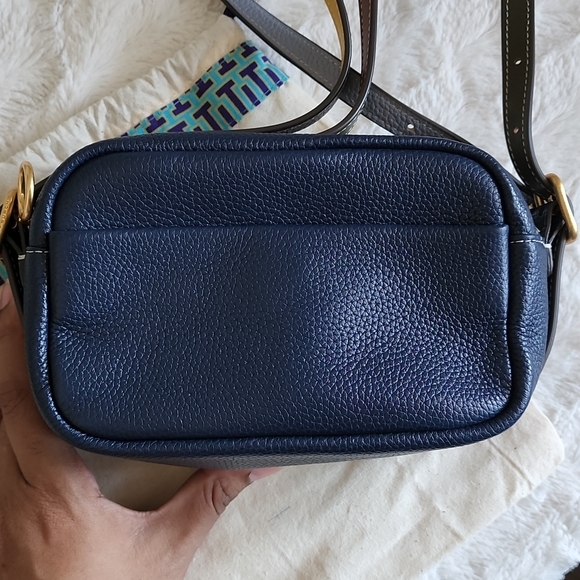 NWT - Tory burch Camera Purse - Picture 4 of 11